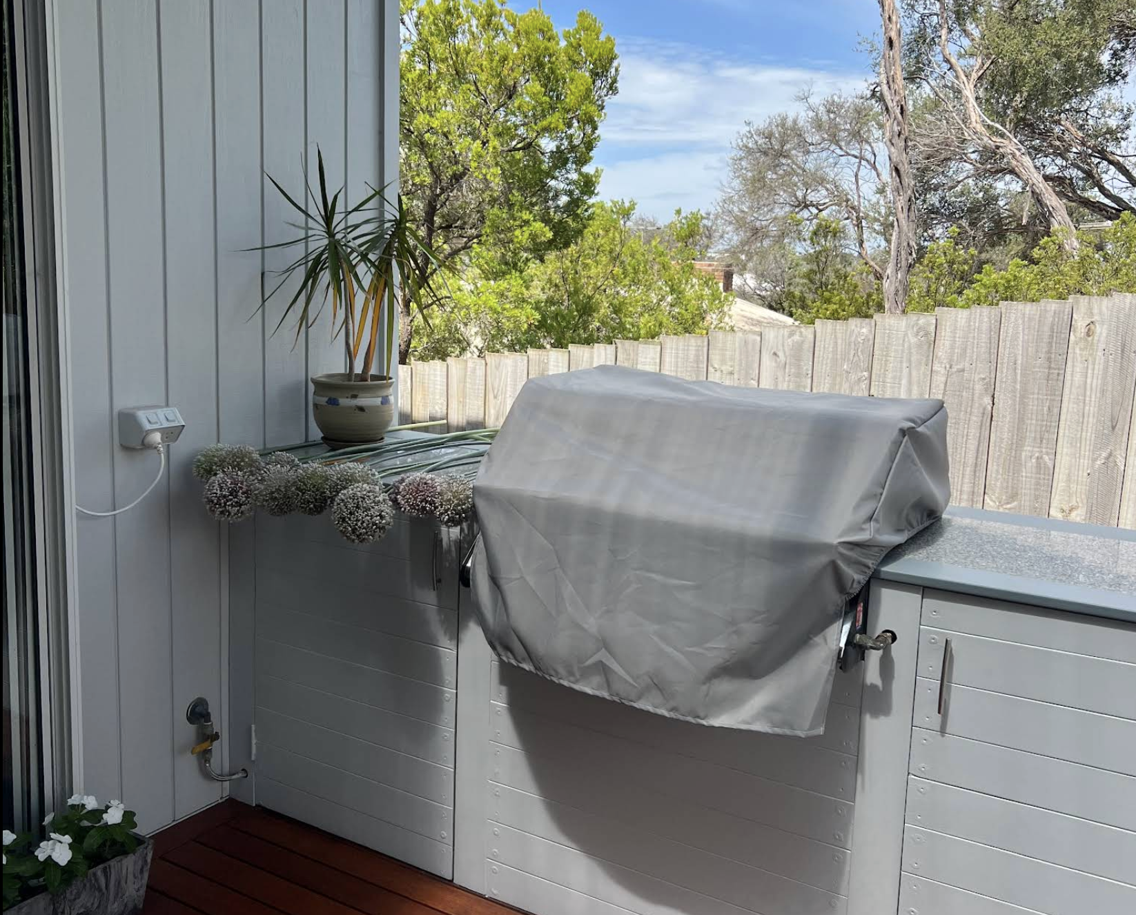 Grey Built-in Grill Cover Review by Bev Wriedt
